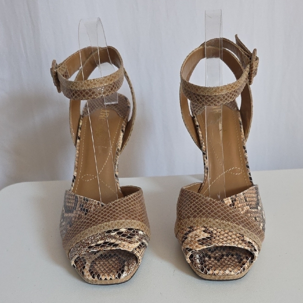 J. Renee Kinnon Brown Snake Print Sandals. Size 9 Medium.